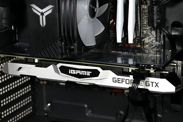 35万跑分！i5-9400F搭配GTX1660Ti游戏主机配置推荐+装机图赏
