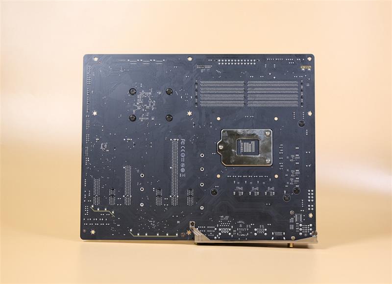 这是一块被低估了的主板！技嘉Z390 AORUS PRO WIFI评测