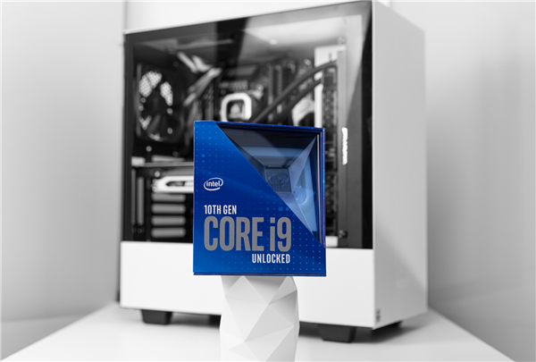 高端PC只能玩游戏？别浪费10核CPU的厉害之处