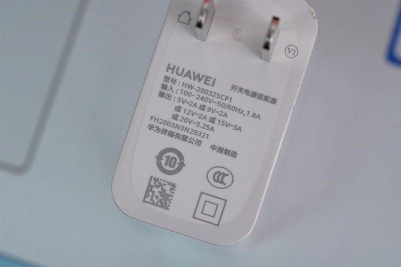 首款基站级天线笔记本！华为MateBook D 16首发评测：释放i7-12700H 35W性能
