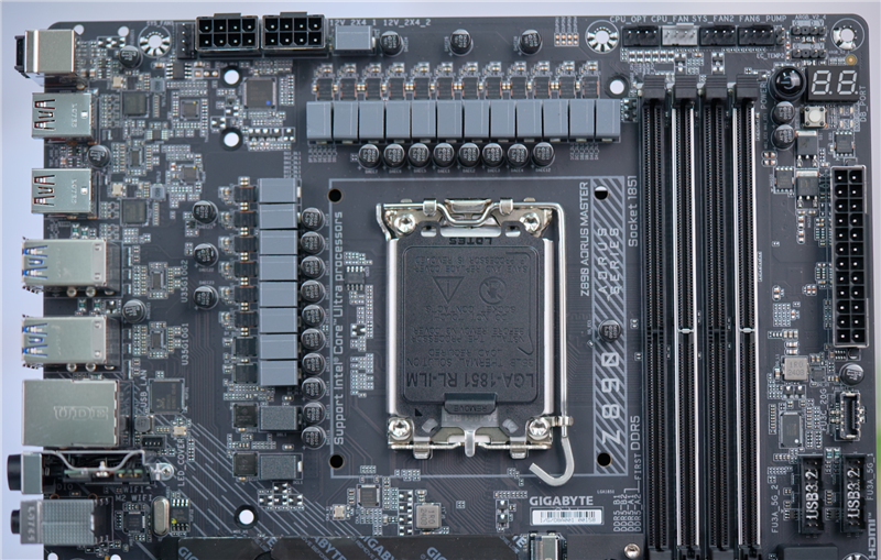 3K价位顶级堆料！技嘉Z890 AORUS MASTER超级雕主板评测：内存调校独步天下