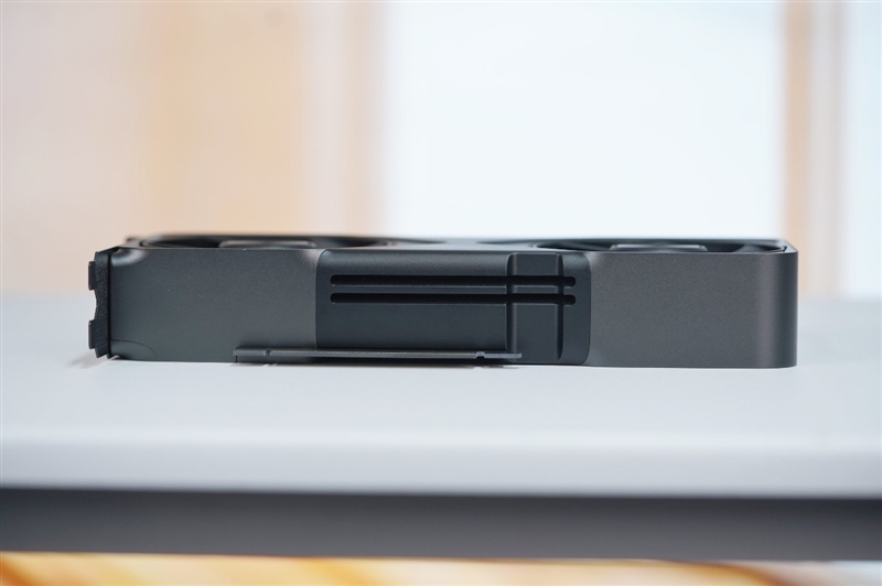 NVIDIA RTX 5070首发评测：DLSS 4提升超4倍！4K游戏不再是高端玩家专属