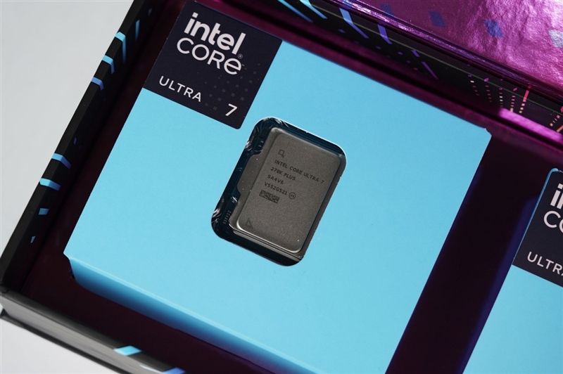 亡羊补牢 为时未晚否！酷睿Ultra 7 270K/5 250K Plus首发评测：游戏性能大幅提升