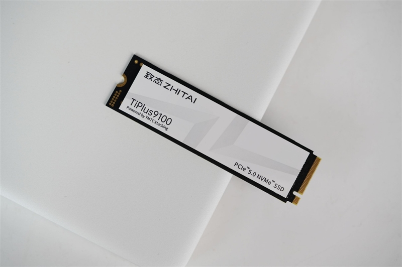 无缓PCIe5.0 SSD性能天花板！长江存储致态TiPlus9100 2TB评测：顺序读取超12G/s，4K 媲美旗舰