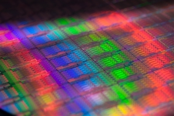 14A工艺明年Q1就量产 Intel差点天降神人了：原来是误会
