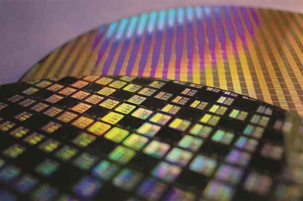 Intel 18A成了!微软已正式下单 谷歌、英伟达也都要用