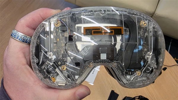 那个卖游戏的Steam 开始自己做游戏主机了