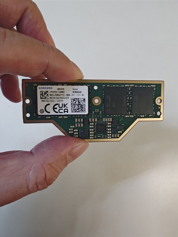96GB LPCAMM2-9600!迄今最强内存亮相:但谁买得起?
