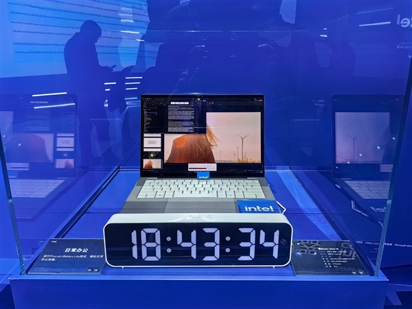 x86笔记本冲击34.8小时续航！Intel Panther Lake凭啥这么牛